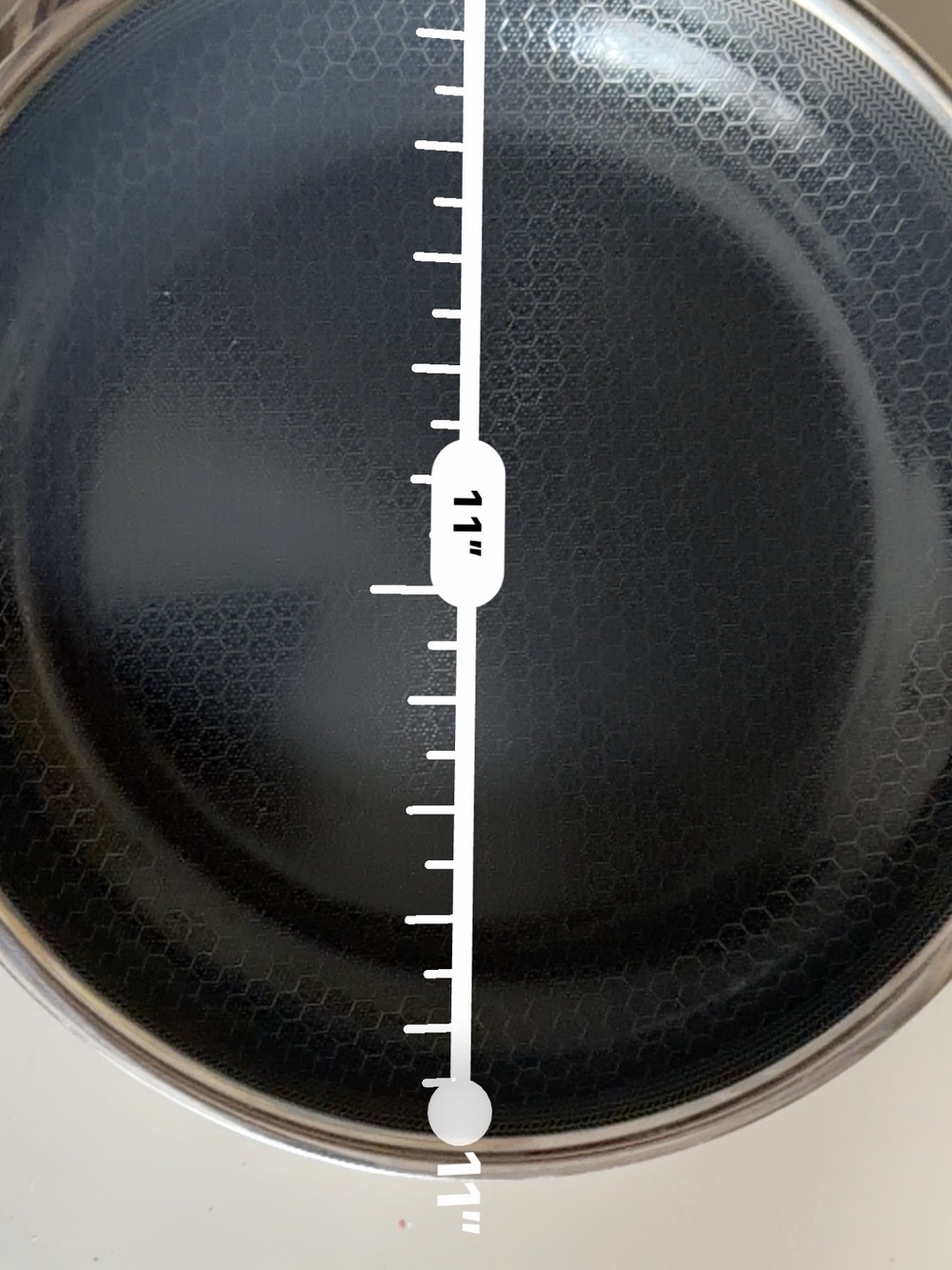 Hexclad Hybrid Fry Pan with Lid, 11” - Picture 8 of 9